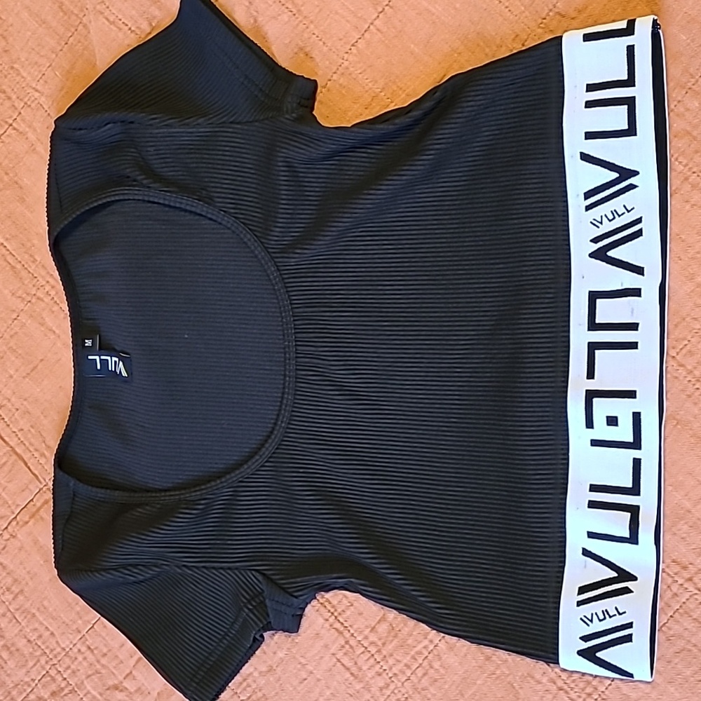 Vull sport cap sleeve crop top